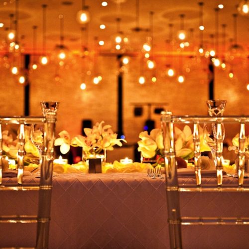 Gold uplighting Epic Hotel Miami | Rent wedding uplighting amber