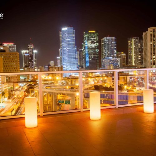 Penthouse Riverside Wharf large candles Miami