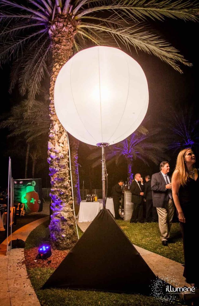 Rent airstar Miami moon balloon